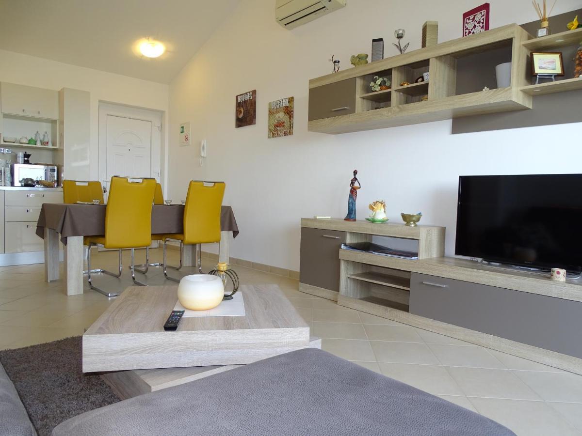 Apartment Bellavista Novigrad  Exterior photo